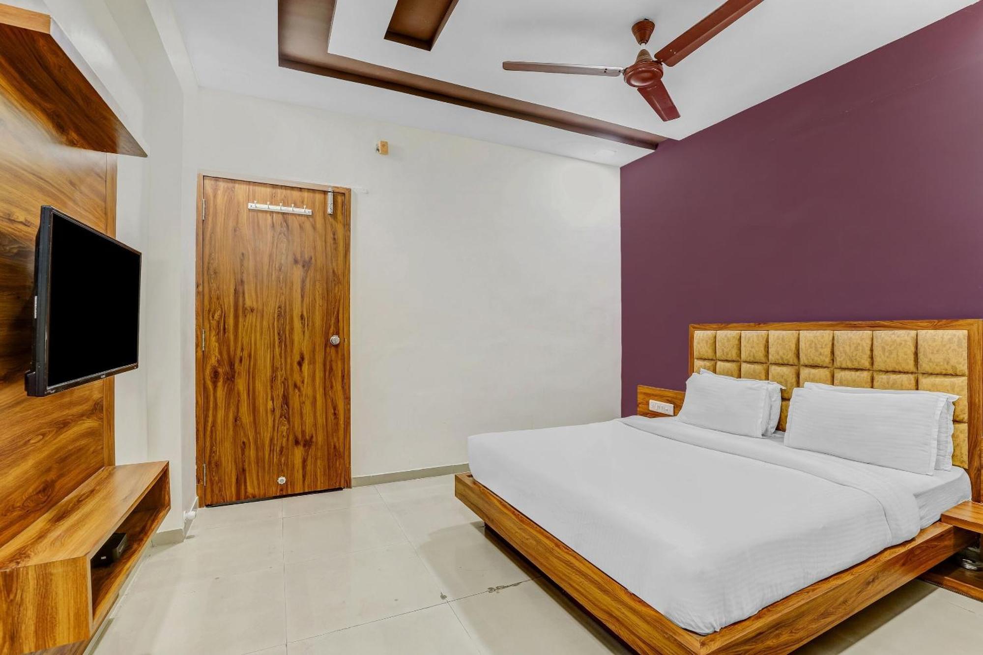Hotel Capital O Maple View Naroda Zewnętrze zdjęcie