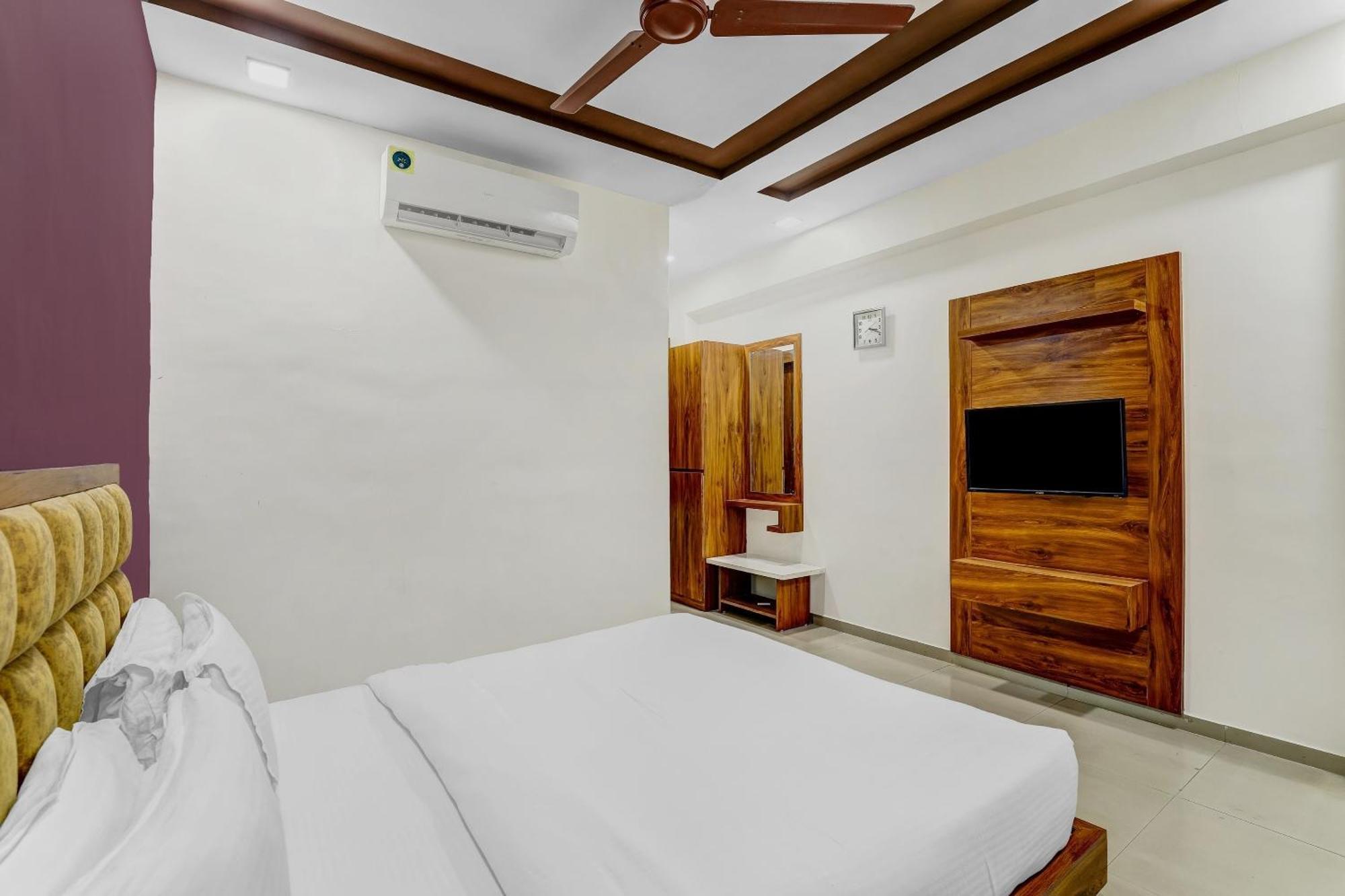 Hotel Capital O Maple View Naroda Zewnętrze zdjęcie